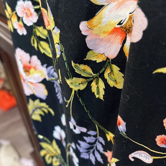 Beaded Flowery Cocktail Party Holiday Dress Pants by Lillie Ruben - Picture 3 of 10